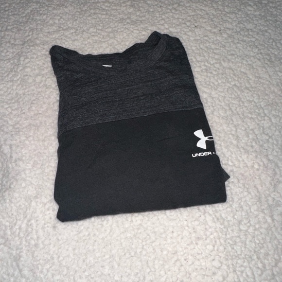 Under Armour Tee - Picture 3 of 4